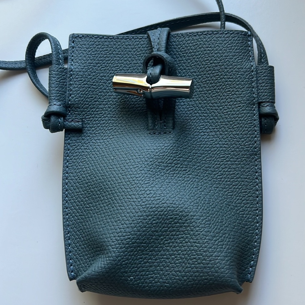 Longchamp cross body LE ROSEAU PHONE CASE
Cedar - Leather - Picture 6 of 7